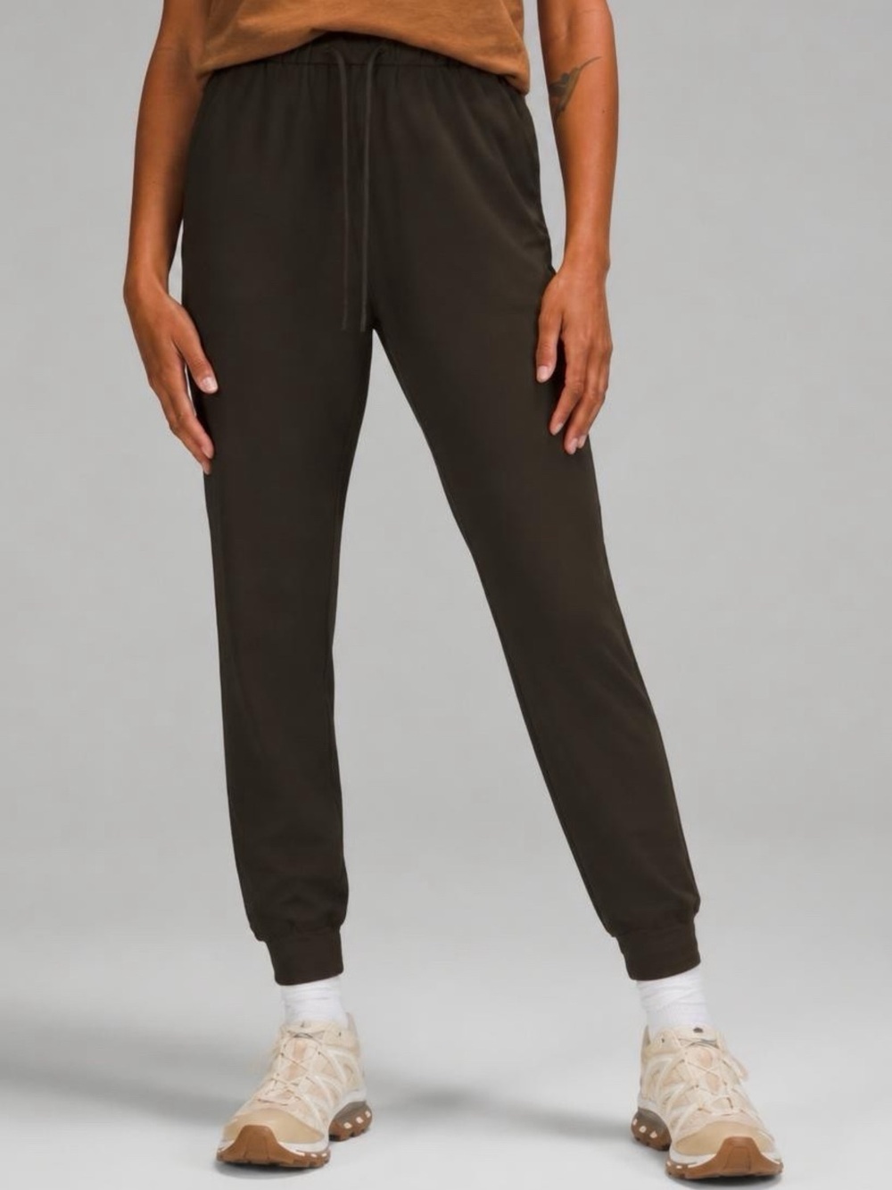 Lululemon Stretch High-Rise Jogger